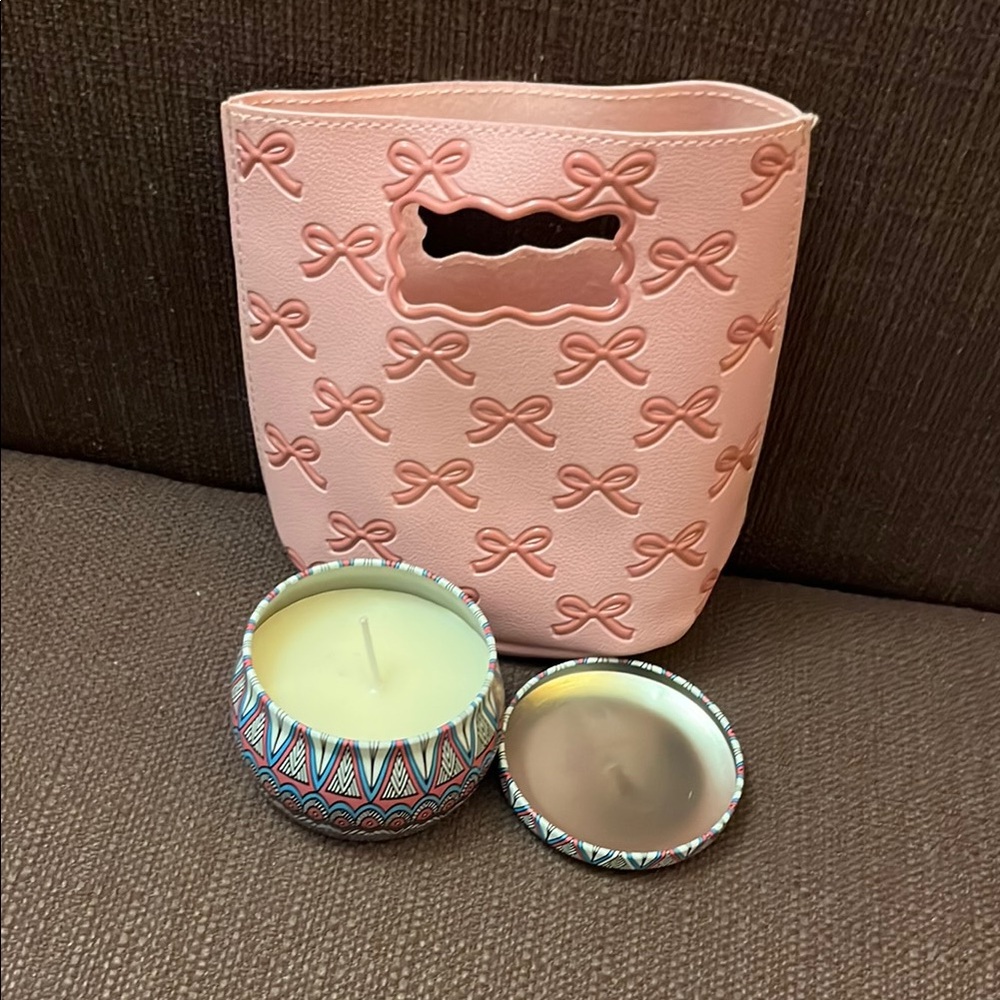 Pink Bow Tote with Decorative Candle